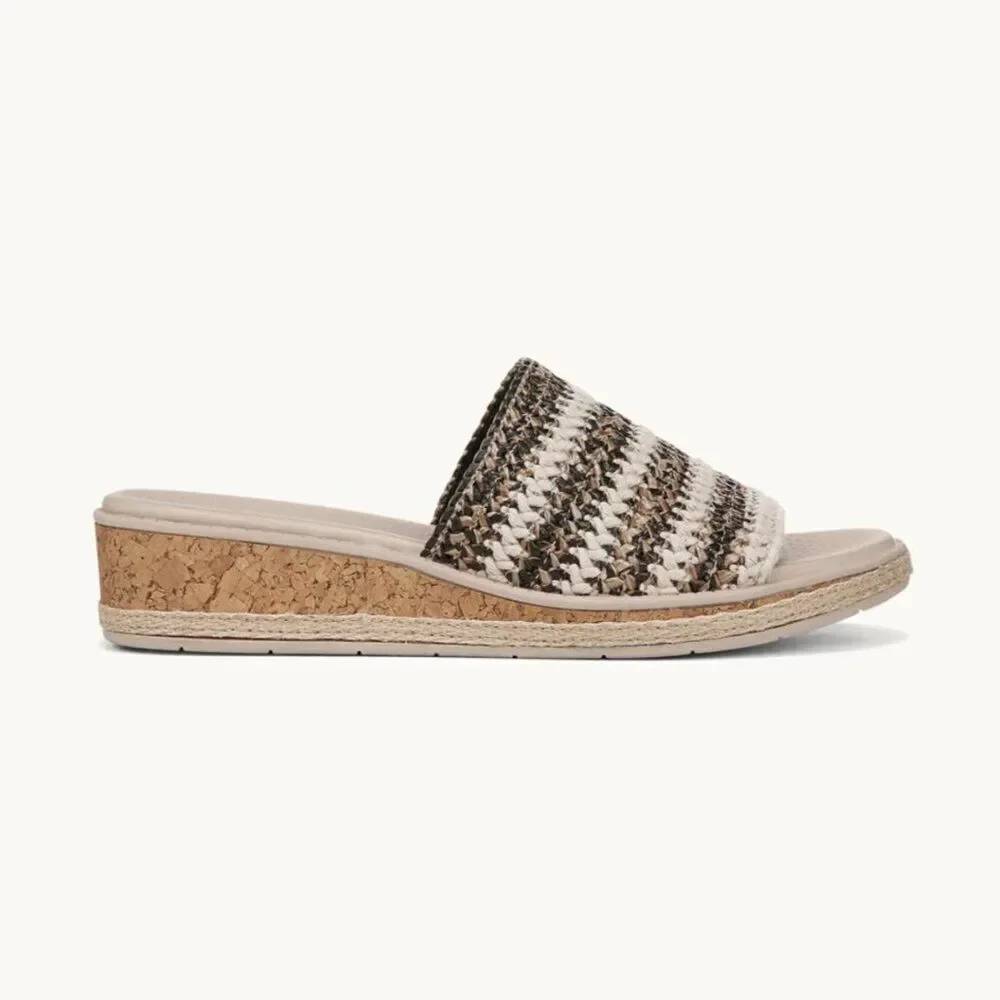 Bzees Breezy Wedge Sandal (WIDE)